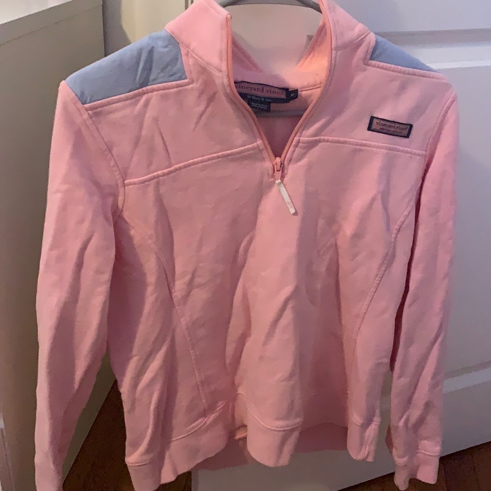 Vineyard Vines Sweatshirt.